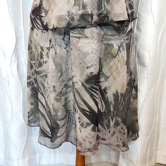 Truffles Green Floral Top and matching skirt - Picture 3 of 5